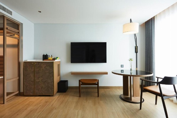 Montien Hotel Surawong Bangkok image 12